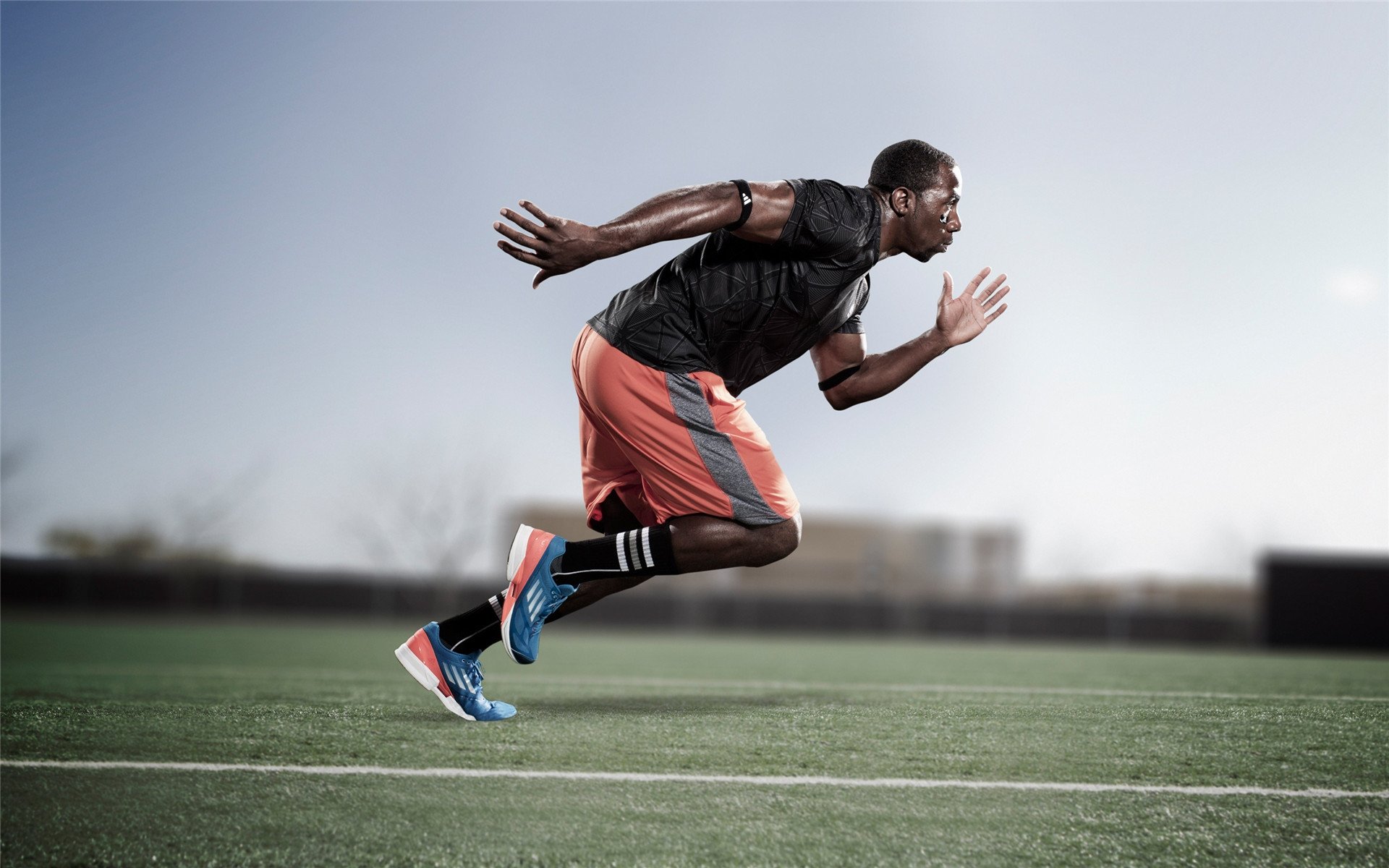 开云体育官方网站-格林纳达青少年足球训练营持续火爆，格林纳达 足球