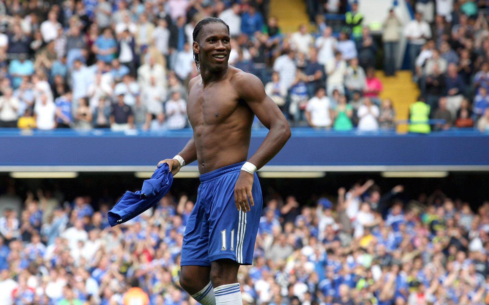 开云·体育官网APP下载-欧冠点评：哪些球队防守更具韧性？，欧冠最强的球员